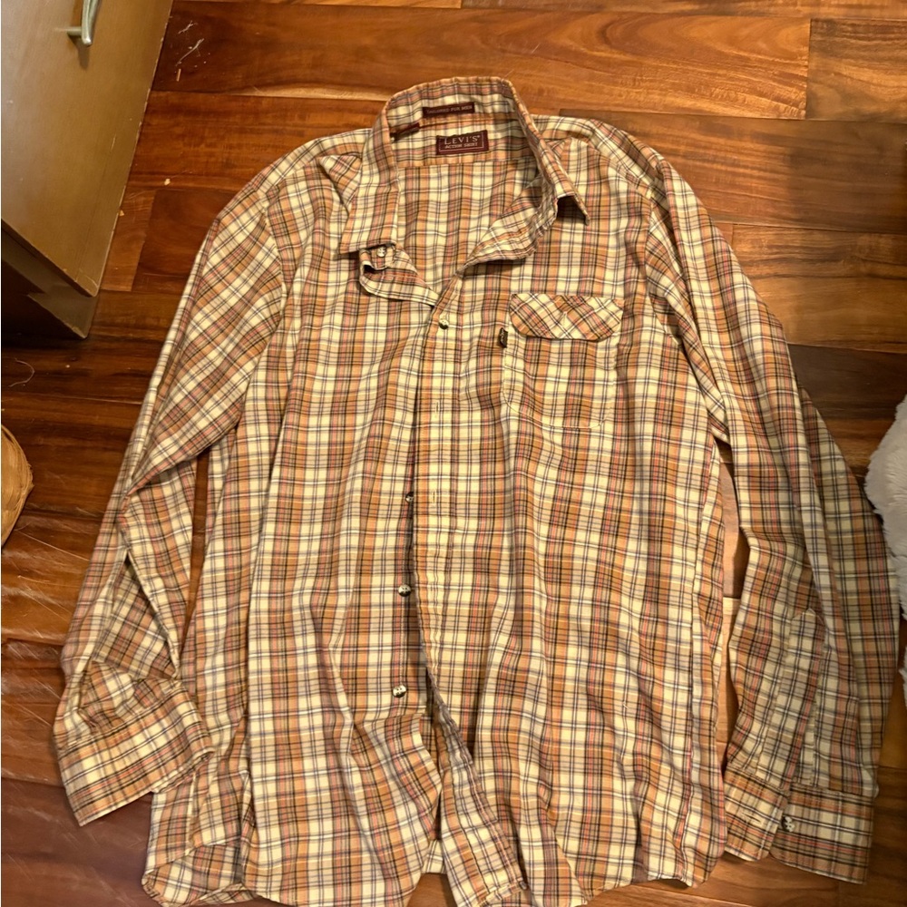 Vintage Levi's Plaid button down shirt size L (0755)